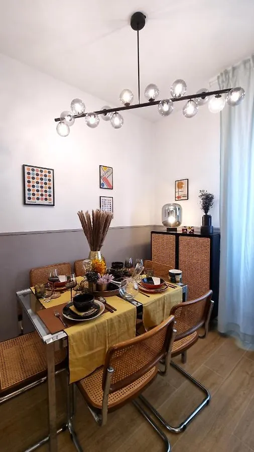 Bauhaus - Sleepwithme - Free Parking - Free Braeakfast - Very Friendly Staff Pise Appartement