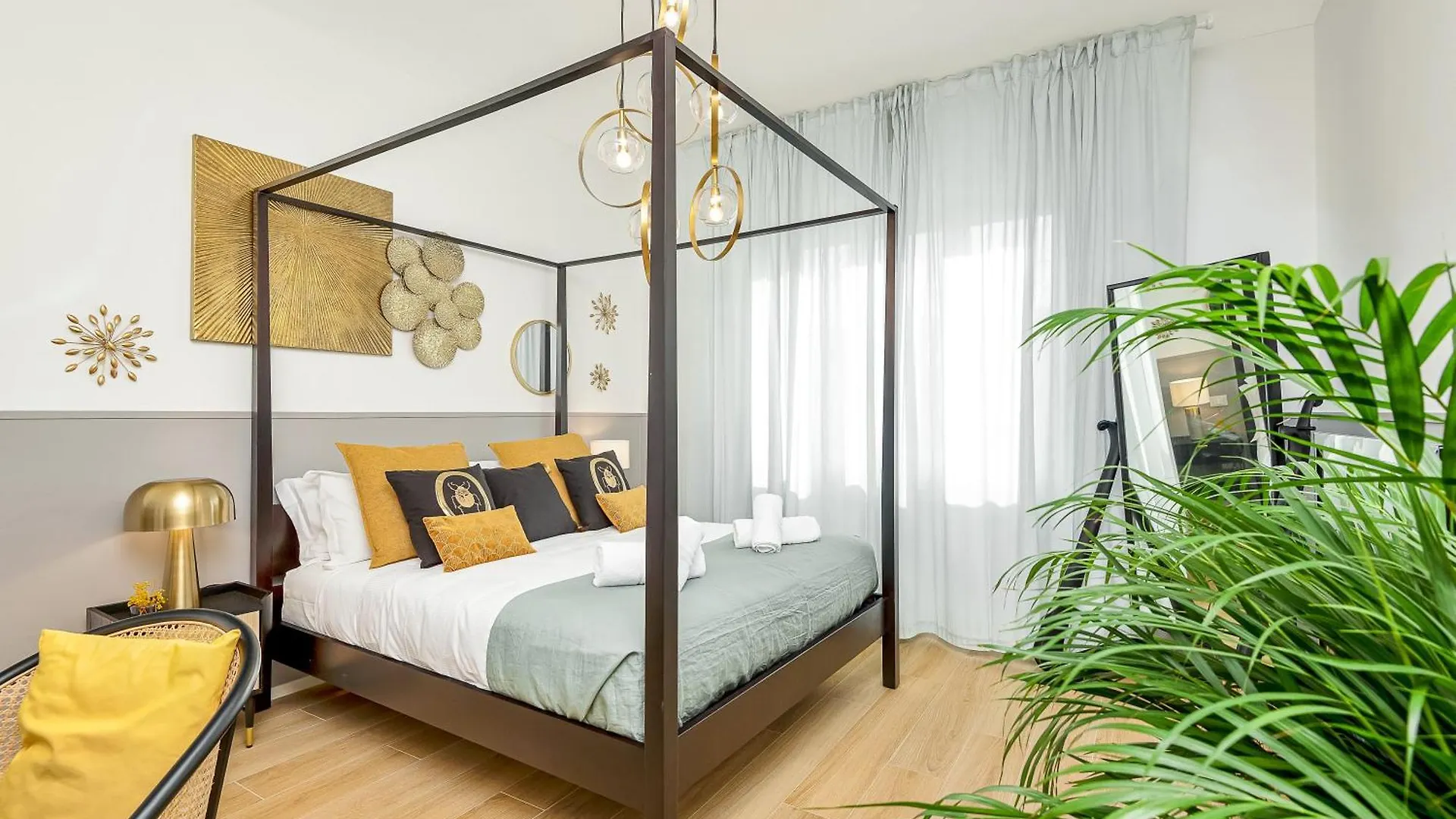 Bauhaus - Sleepwithme - Free Parking - Free Braeakfast - Very Friendly Staff Piza Apartament